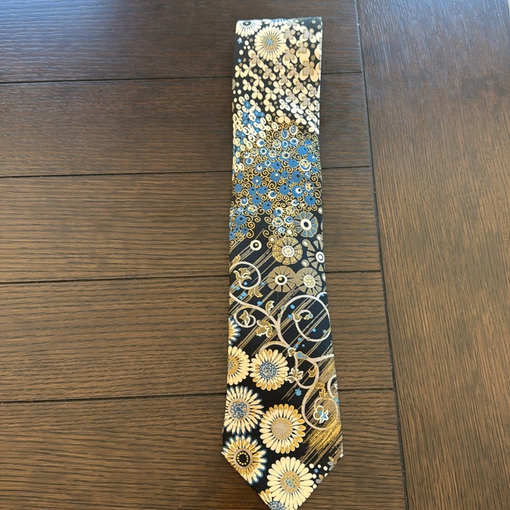 Brioni Vintage Rare Silk Tie